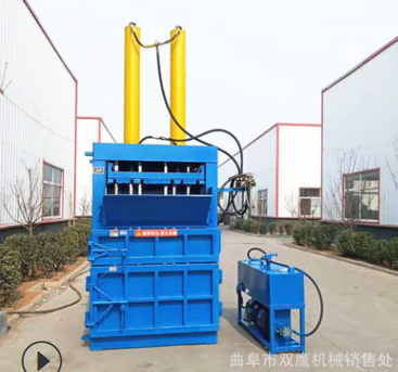 半自动立式羊毛液压打包机 40吨双缸薄膜打包机 泡沫压块机图2