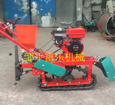 大蒜收获机 根茎作物收获 出 挖 起蒜机 多功能 橡胶履带 振动铲图3