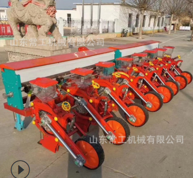 四轮牵引式12行小麦玉米播种机多功能根茎免耕播种机行距株距可调图2