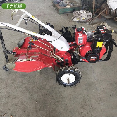 农用柴油四驱小型微耕机 开沟犁地除草机 旋耕松土翻土机厂家图4