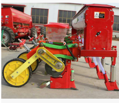 拖拉机带玉米播种机 厂家直供玉米精播机图3