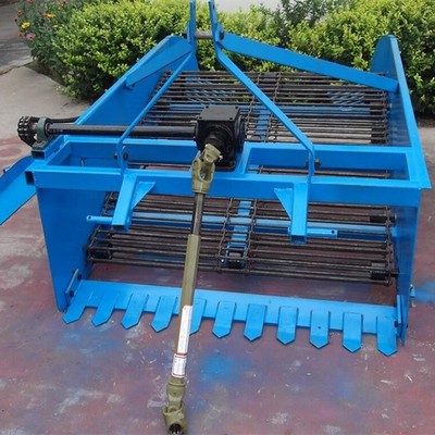 四轮带土豆收获机 多功能宽幅地瓜红薯收获机 根茎植物收获机图2