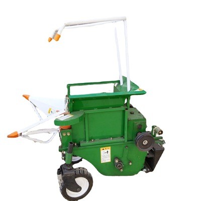 自动扒皮玉米收获机 单垄单行玉米收获机 收苞米机图片图5