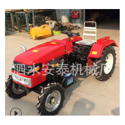 单缸四轮农用旋耕机 柴油30马力轮式拖拉机 低矮迷你型四轮拖拉机