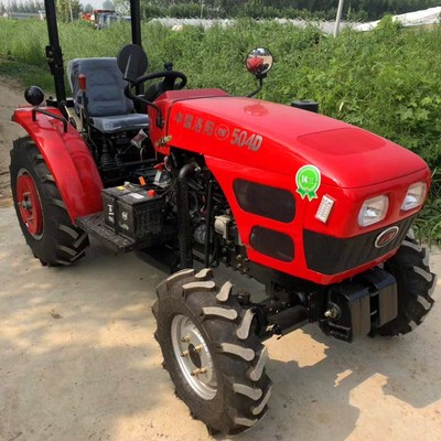 履带拖拉机配多套农机具带遥控器的农用拖拉机图4