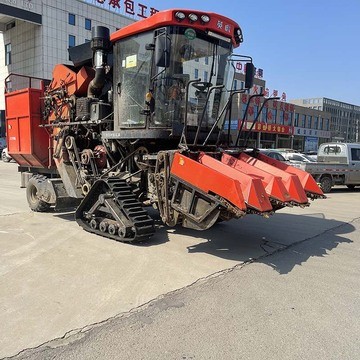 玉米联合收割机底盘现货供应 现货供应防陷泥地橡胶履带底盘图2