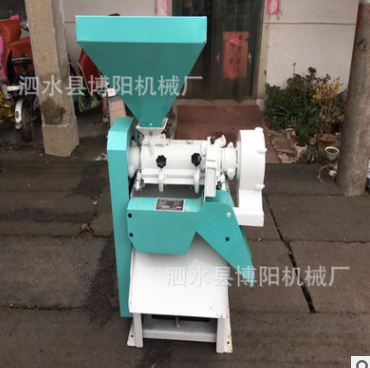 家用苞米碴子制糁机 高速磨面制糁打碴机 苞米稻谷脱皮磨面机图4