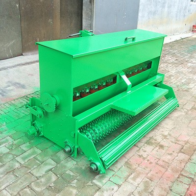 大型四轮悬挂草坪基地设备农业植保播种机草坪草种机图2