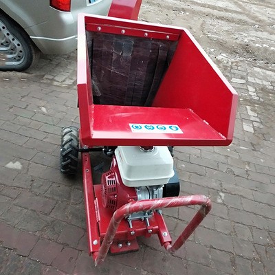 TY-120 移动式果园树枝粉碎机园林枝条碎枝机柴油碎木机园林设备图4