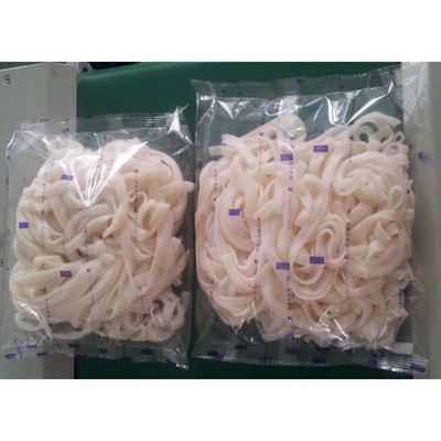 河粉包装机 十斤湿河粉打包机 米粉肠粉包装机械设备 面条包装图3