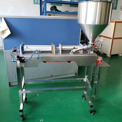 气动半自动膏体灌装机卧式定量洗衣液酱料蜂蜜分装机罐装机图3