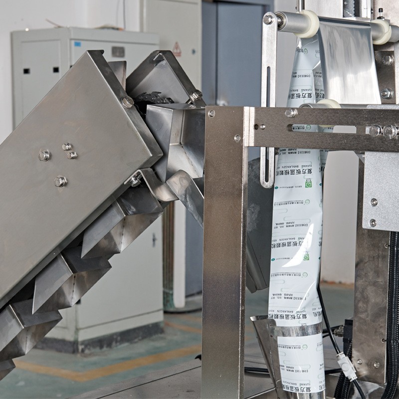 [热销100台]一人可操作三台的全自动三角袋茶叶包装机图4