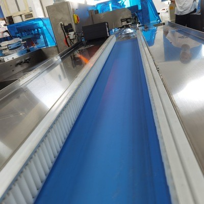 食品自动包装机 河粉套袋机挂面打包机 多功能面条河粉枕式包装机