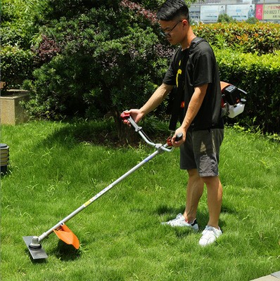 割草机四冲程背负式小型汽油农用开荒打草松土除草机图5