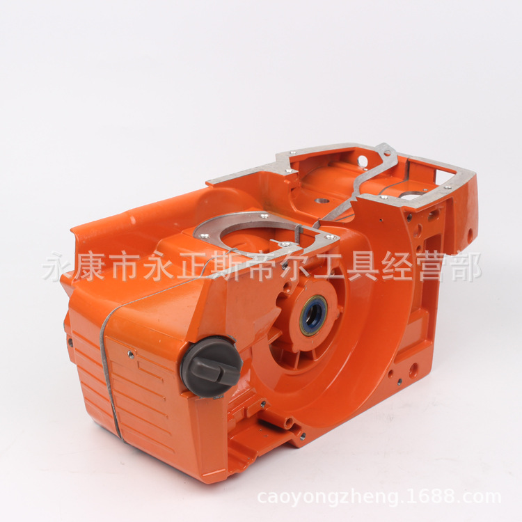 富世华268油锯箱体 (5)