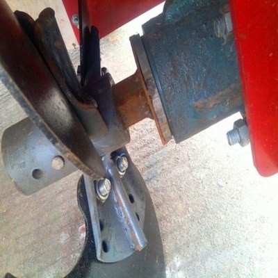 土豆播种机直销 播种施肥打药覆膜起垄多功能马铃薯播种机图2