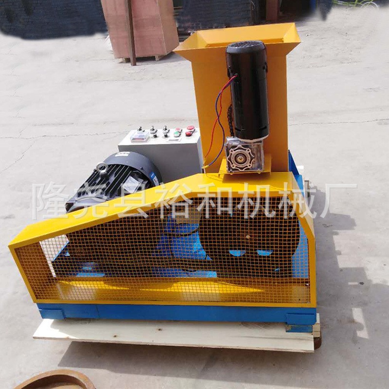 新型狗粮膨化机多功能水产饲料颗粒机猫粮鸟粮一体机220伏家用电图2