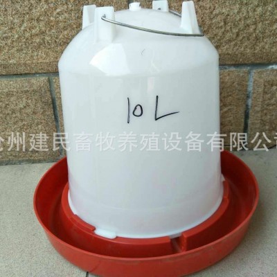 加厚大容量水桶鸡水桶 养鸡用水壶自动饮水器 4升8升水桶直供