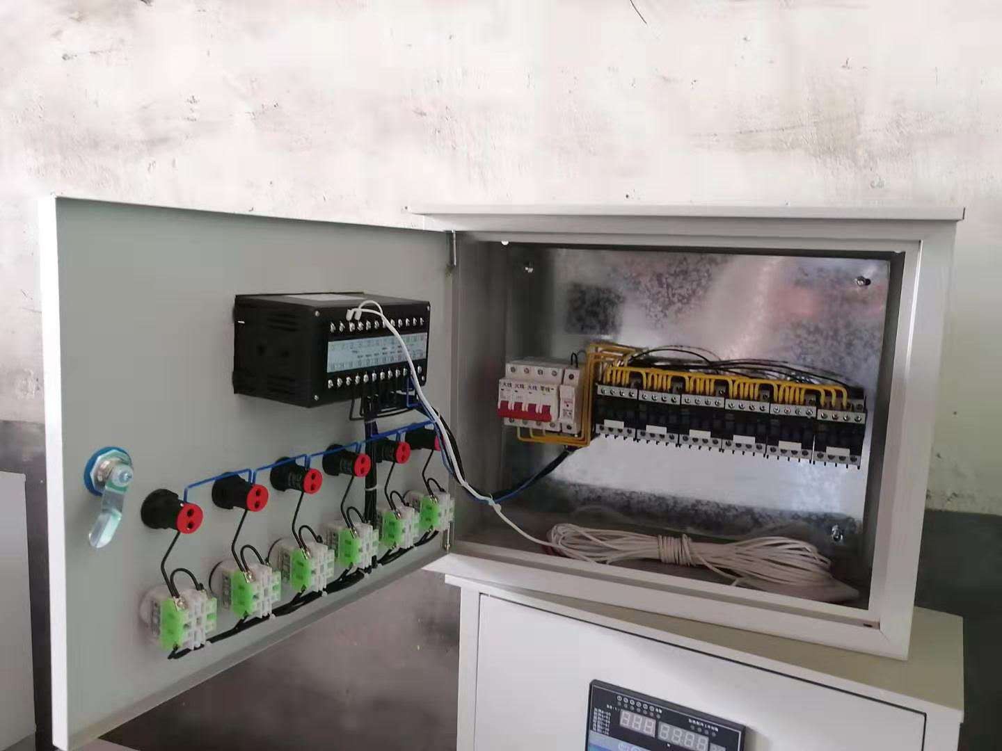 鸡舍环控 环境控制系统 环控器 环控仪图5