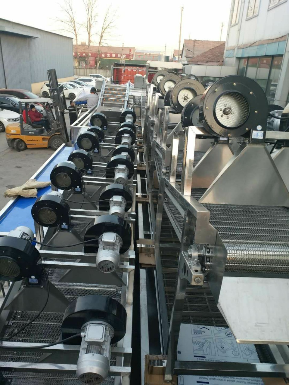 热销苹果加工生产线 苹果清洗打蜡分级包装线 山东旭菲图5