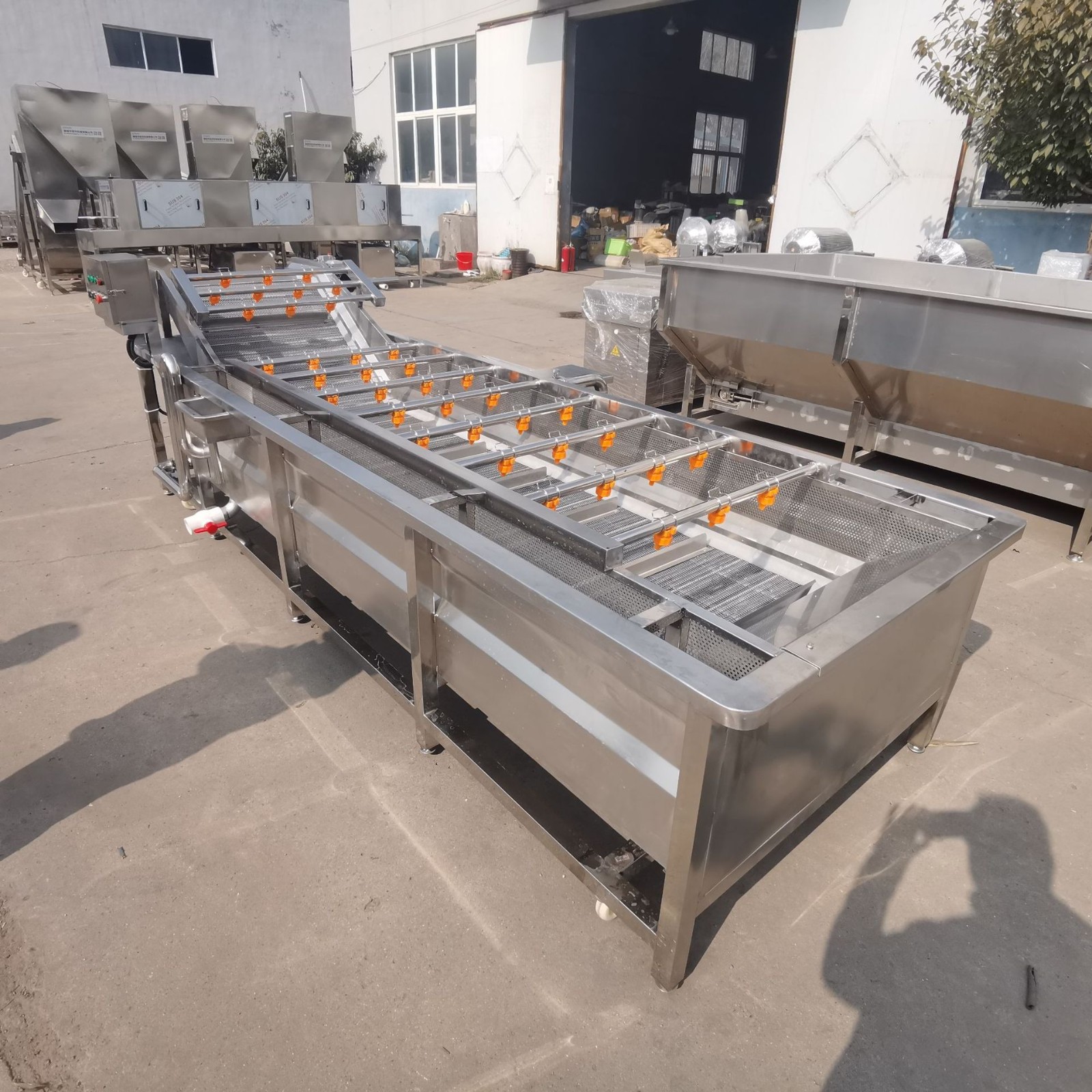 全自动果蔬蔬菜清洗机 气泡式喷淋豆角萝卜清洗机 洗菜机设备图2