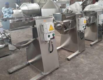 厂家摇摆颗粒机 YK160板蓝根冲剂制粒机 食品鸡精粉末饲料造粒机图5