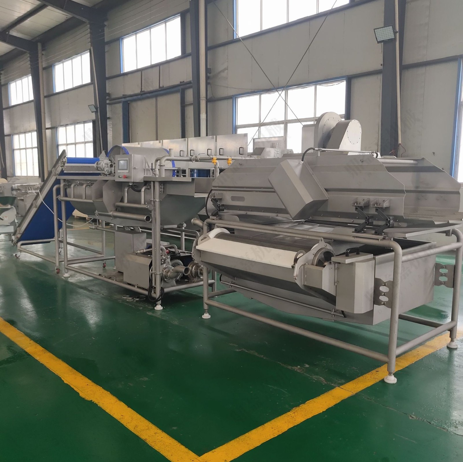 樱桃桑葚涡流清洗机器净菜加工旋流清洗震动沥水线蔬菜段条片冲洗图2