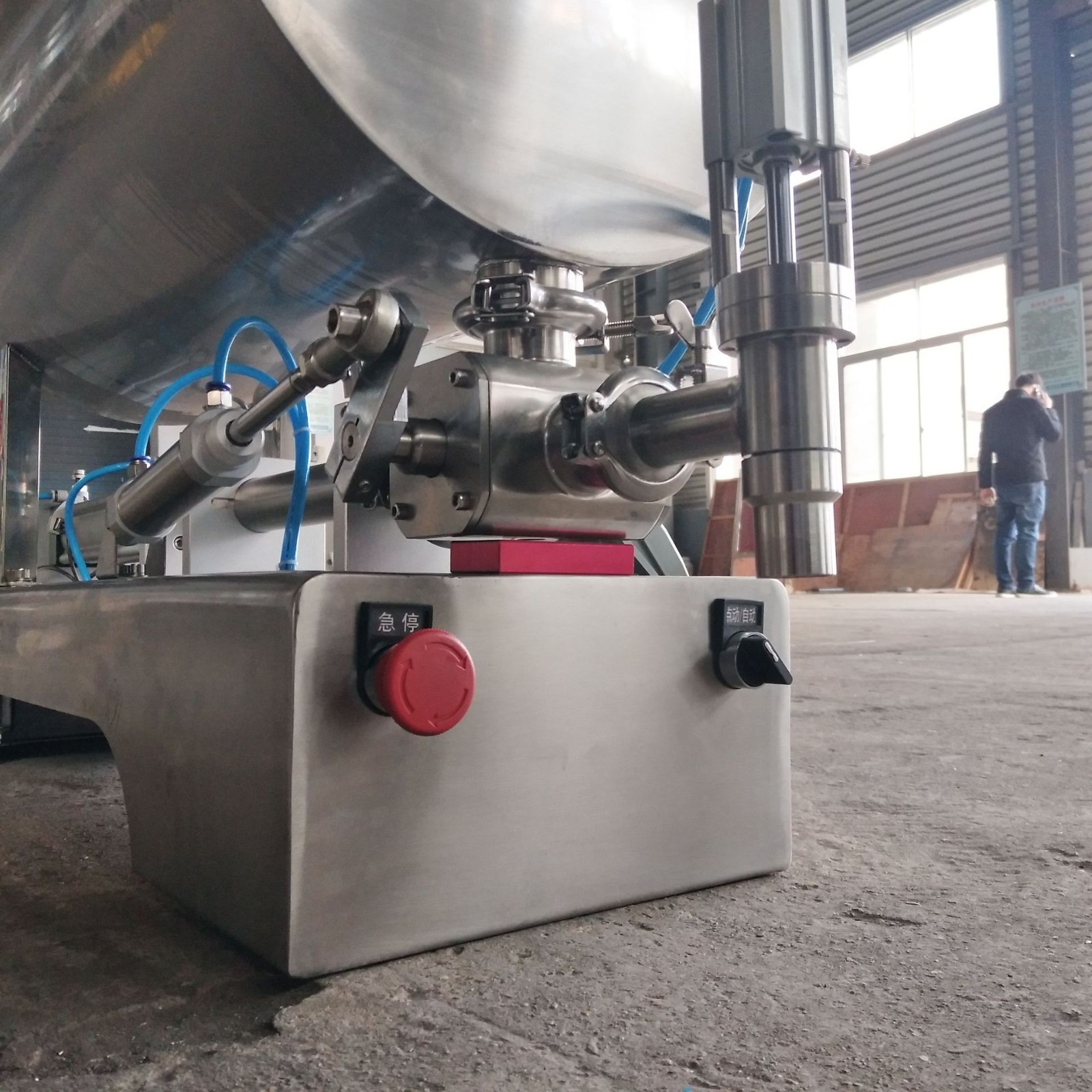 卧式单头膏体灌装机 半自动番茄酱 小型灌装机 自动定量灌装机图2