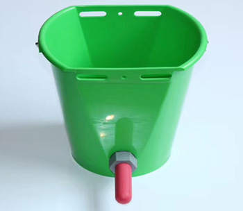 犊牛喂奶桶(绿色含奶嘴)8L价格65元