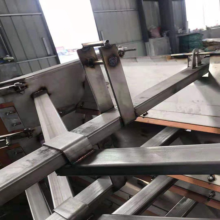 不锈钢刮粪机刮粪板清粪机猪场刮粪机 自动清粪系统 养猪设备图2