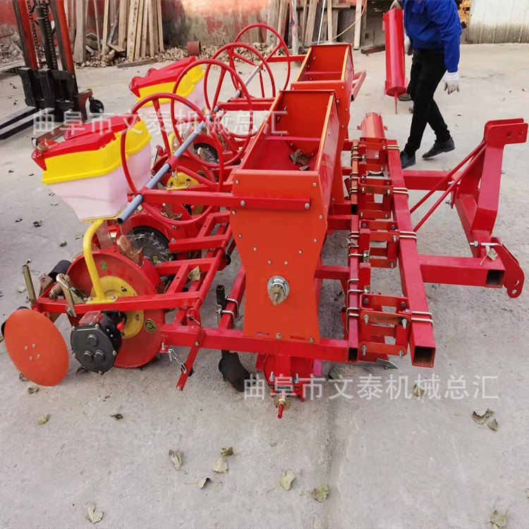 玉米大豆铺膜播种机 先覆膜后播种膜上粘玉米播种机甜玉米播种机图3