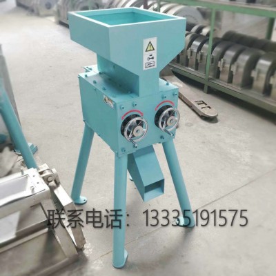 济南双佳微型麦芽破碎机 100kg麦芽粉碎机图片С