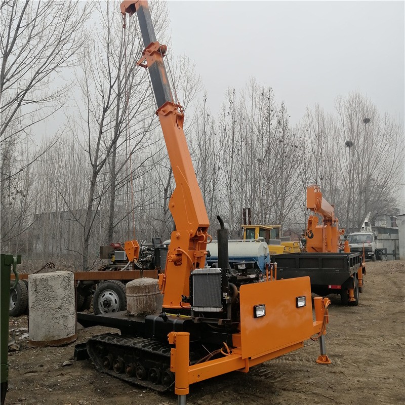 4缸爬爬车吊2吨 履带移树吊苗圃用 履带爬爬机适用复杂地形