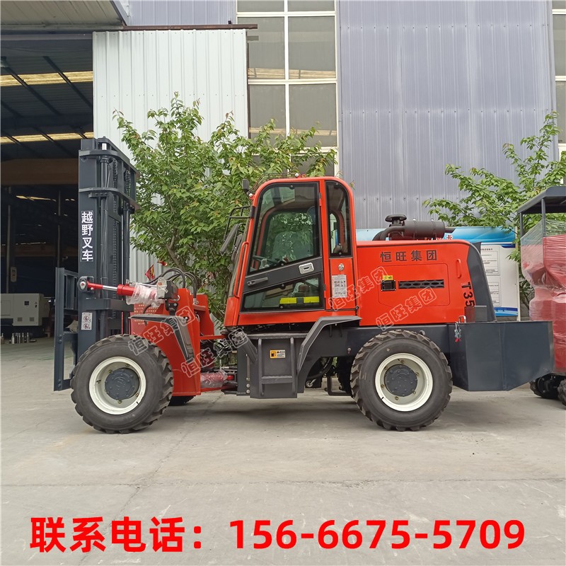 四驱越野叉车柴油液压搬运车自卸3.5吨越野叉车图3