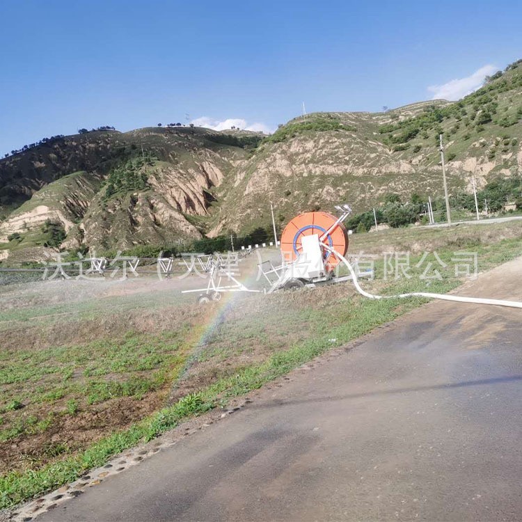 卷盘式喷灌机绞盘式喷灌机中心支轴轻松喷灌千亩图4