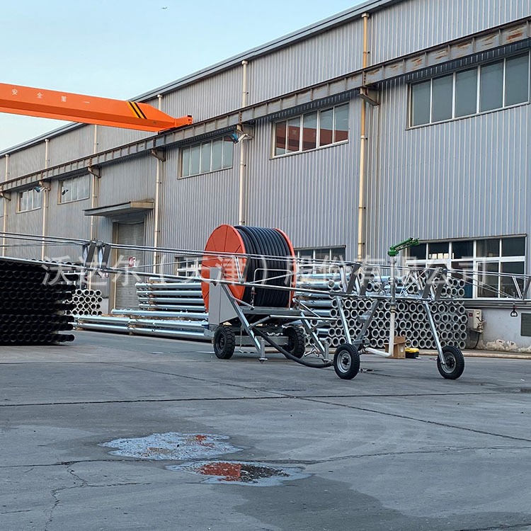 卷盘式喷灌机绞盘式喷灌机中心支轴轻松喷灌千亩图2