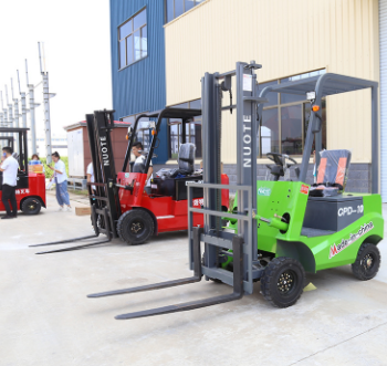 座驾式电动叉车 小型1吨2吨3吨仓库搬运电叉车 四轮电动叉车厂家图5