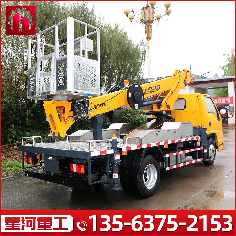 伸缩直臂高空作业车国六蓝牌24米高空作业平台广告安装高空作业车图2