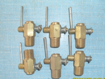 柴油机配件 农机配件 S195 放水开关 （铜 中厚）图2