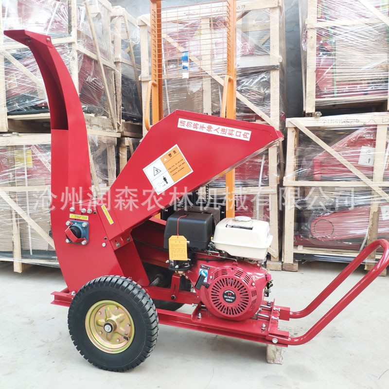 销售树枝粉碎机 汽油枝条破碎机 果园葡萄藤粉碎机小型移动家用款图2