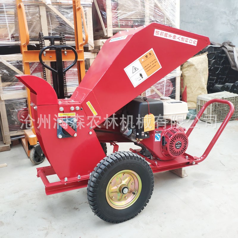 销售树枝粉碎机 汽油枝条破碎机 果园葡萄藤粉碎机小型移动家用款图5