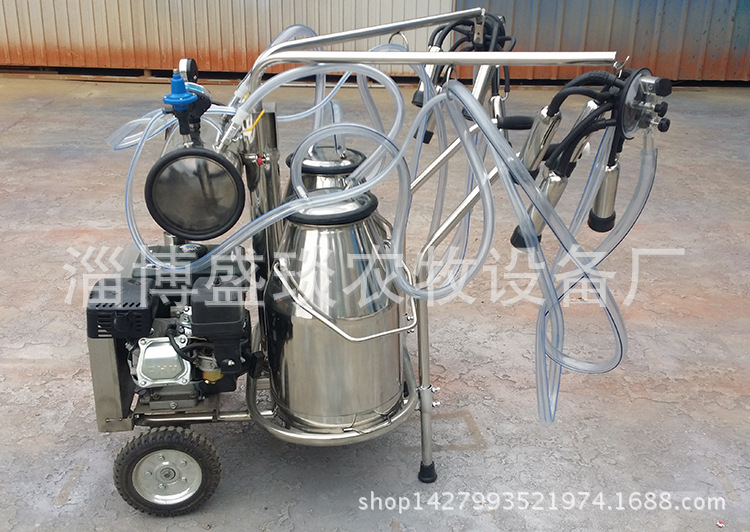 YQⅡ型汽油机真空泵式双桶奶牛移动挤奶机