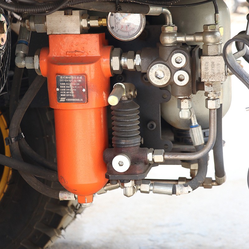 出售FCB-1.5矿用运输车非煤矿山井下运输爆破器材无轨柴油运输车图2