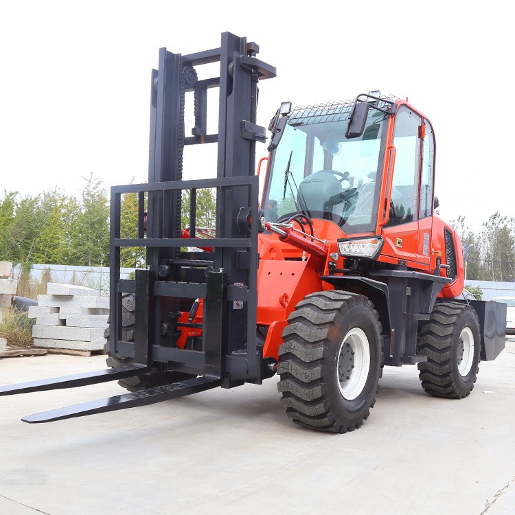山地四驱越野型叉车 内燃式堆高叉车液压升降3吨5吨小型越野叉车图3