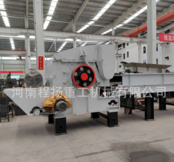 移动大型木材综合破碎机 建筑模板树干削片机 树枝综合木材粉碎机