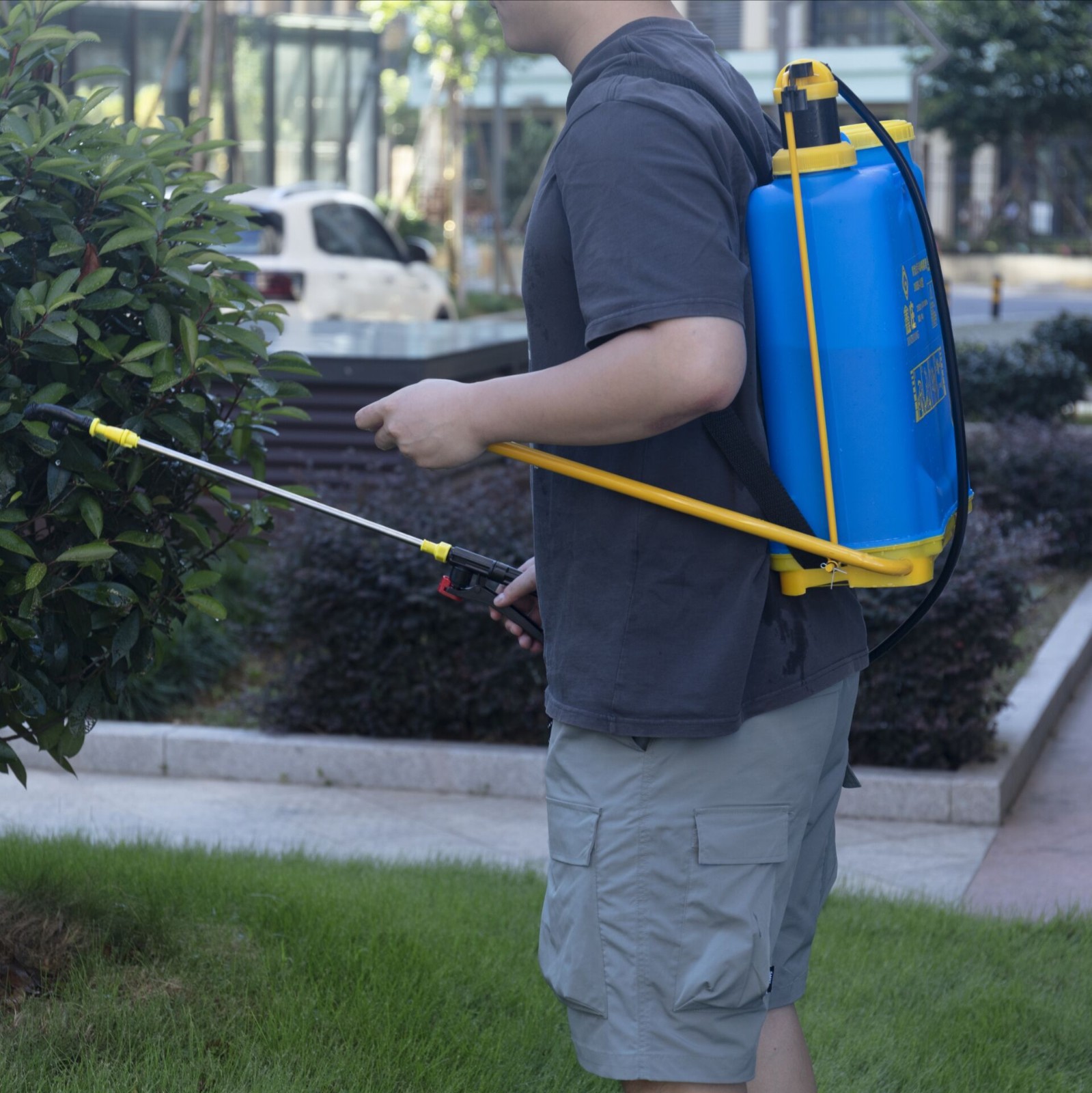 厂家直销定做钢单管双管加厚手摇喷雾器 手压式 新款手摇式喷雾器图2