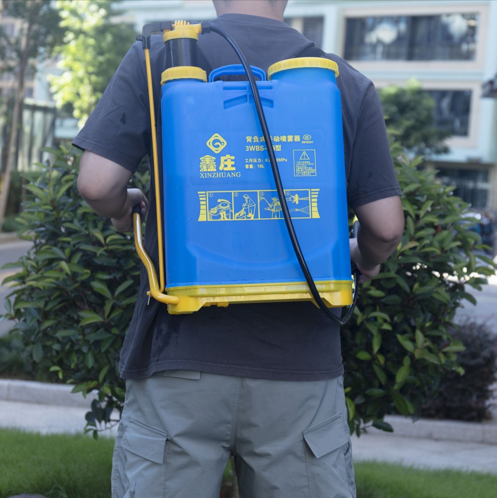 厂家直销定做钢单管双管加厚手摇喷雾器 手压式 新款手摇式喷雾器图4