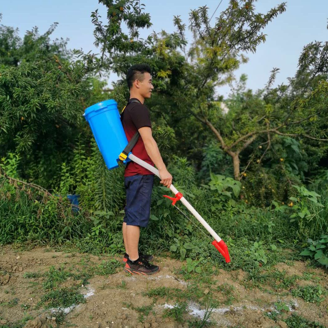 现货多规格新款背负式农用手动溜肥器、点肥器、施肥器、甩肥器图5