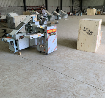 厂家供应多功能仿手工掉渣饼机白吉馍成型机里脊肉饼烧饼荷叶饼机图5