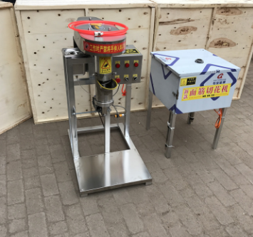 河南全自动面筋成型机商用小型烤面筋成型机缠绕面筋切花机厂家图5